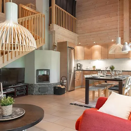 Villa Lumikenkae - Cozy Retreat & Private Sauna Kuusamo