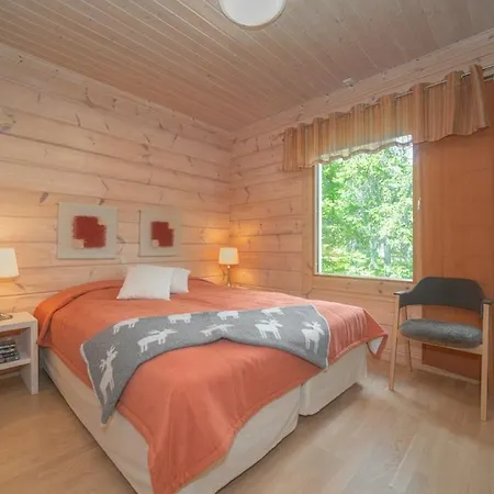 Lumikenkae - Cozy Retreat & Private Sauna Villa Kuusamo