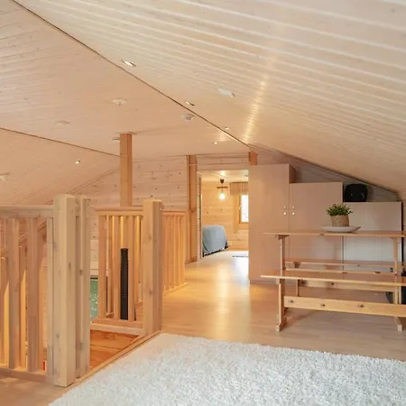 Lumikenkae - Cozy Retreat & Private Sauna Villa