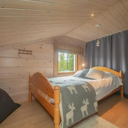 Villa Lumikenkae - Cozy Retreat & Private Sauna *