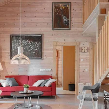 Villa Lumikenkae - Cozy Retreat & Private Sauna